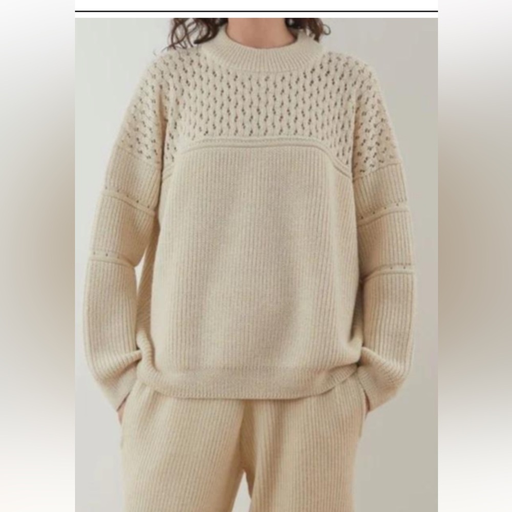 Wol Hide Lace Rib Crew